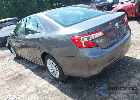 2014 Toyota Camry L/Se/Le/Xle z USA, uszkodzony, nr VIN 4T4BF1FKXER357161